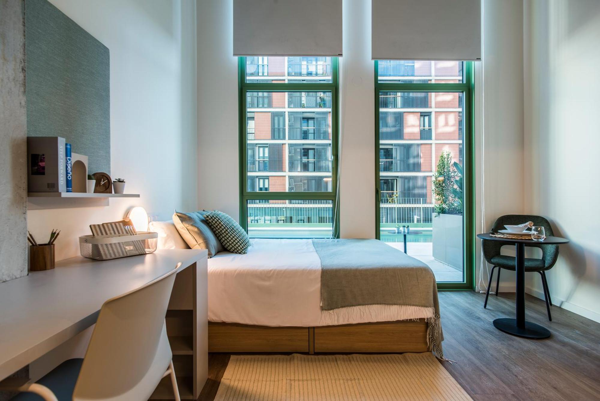 Aparto Cristobal De Moura Hall Of - Only For Students In Apartment