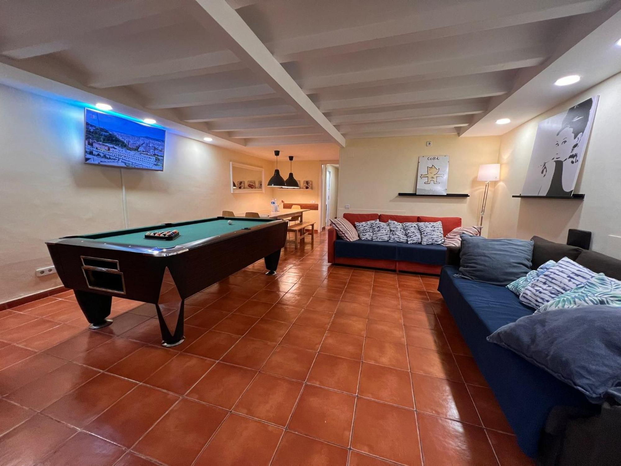 Apartment Ramblas Duplex 4br Terrace Pool Table & Ping Pong