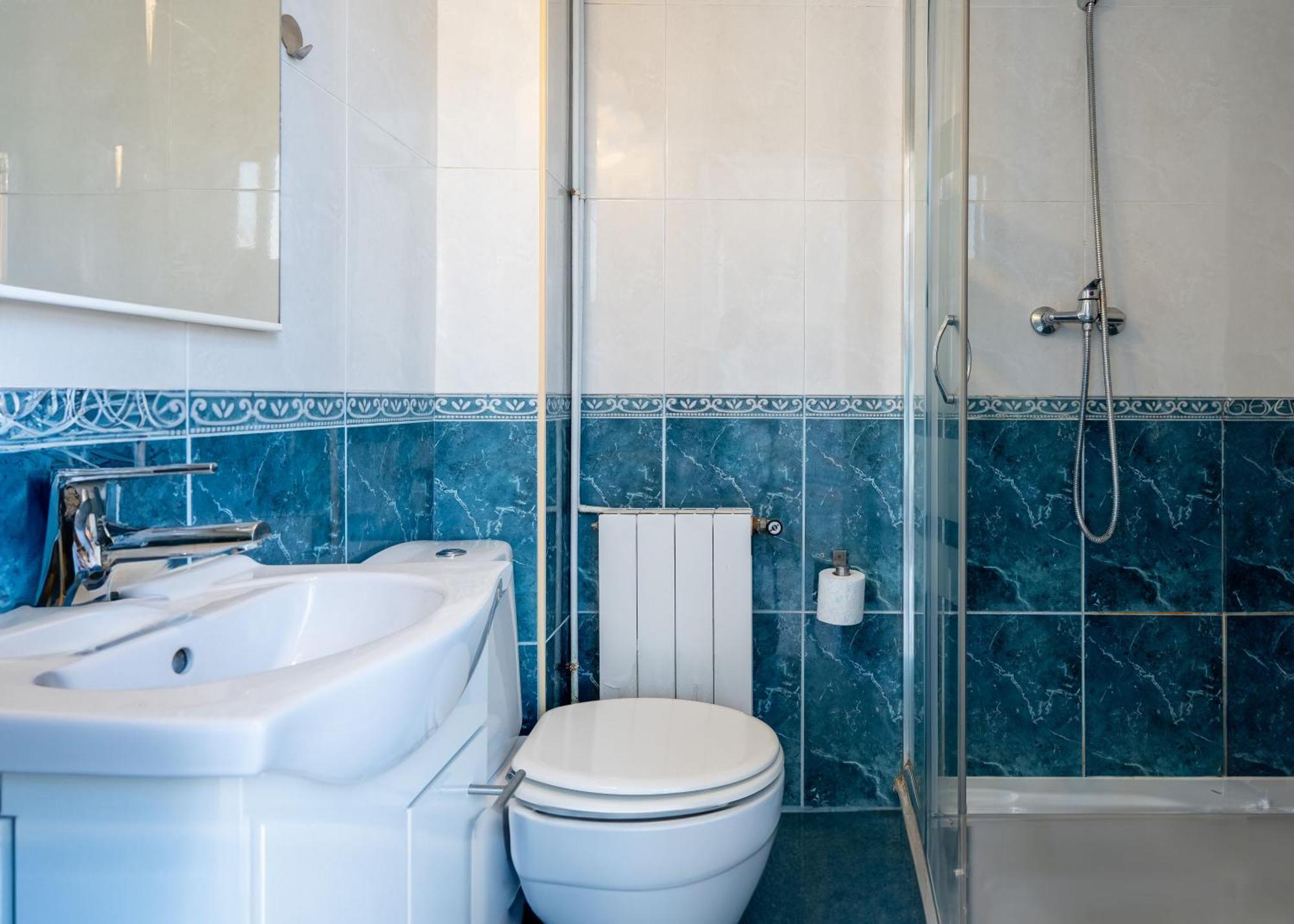 Spacious 5-bedroom In Appartement