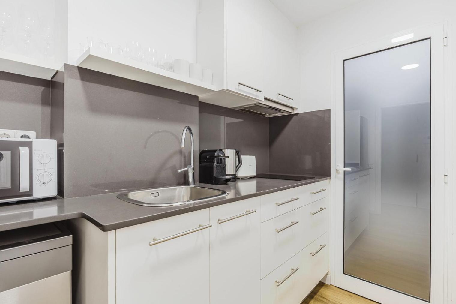 Appartement Blueground Les Corts Balcony Ac Wd Bcn-157 Barcelona