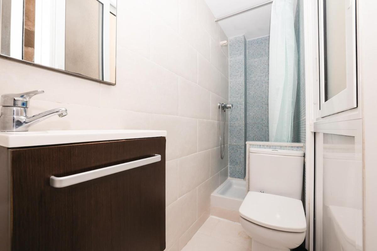 Apartamento La Rambla - Catalonia Square 4bd-2bth *