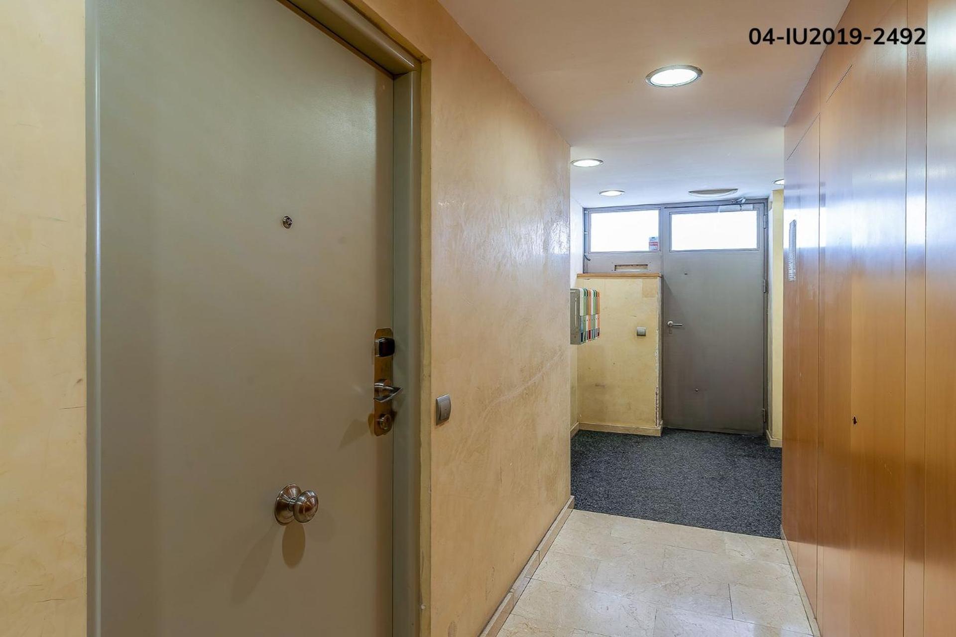 4256 - Ab Les Corts Bi Apartamento Barcelona