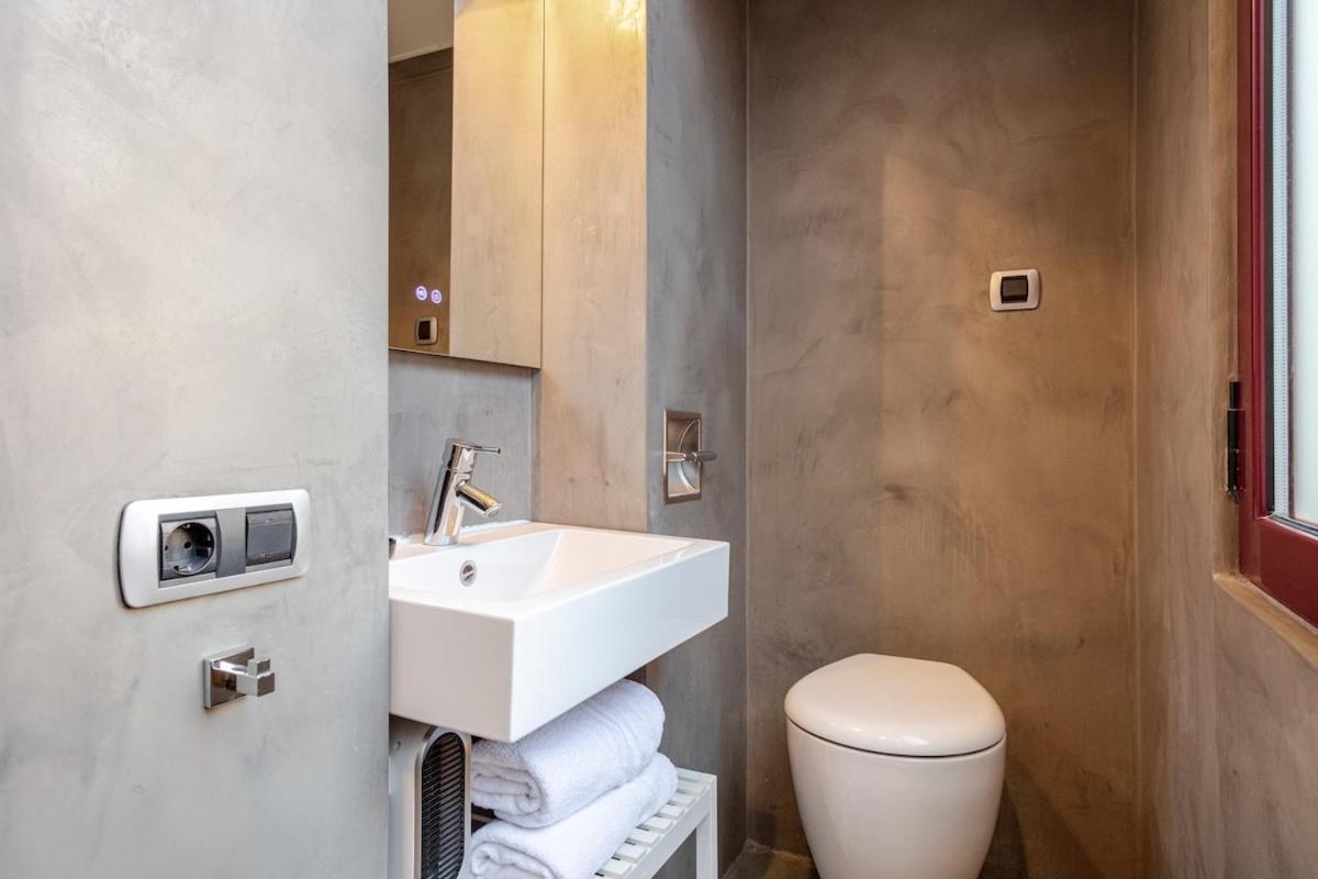 New Charming & Cozy Gem Location Apartment Barcelona