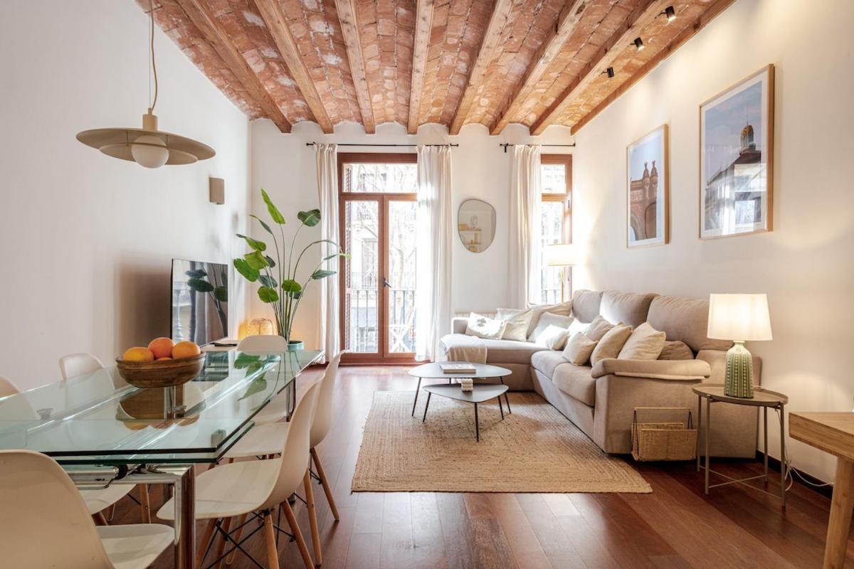 Apartment New Charming & Cozy Gem Location Barcelona