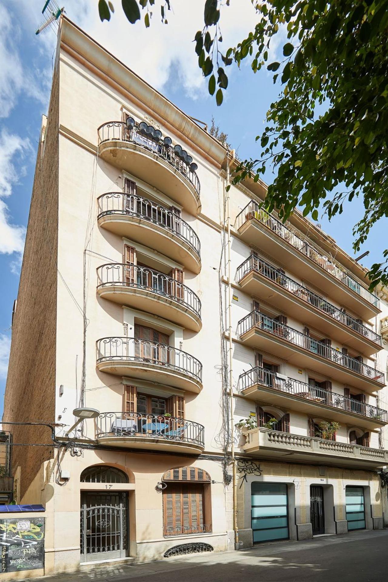 Bbarcelona Perill Flat