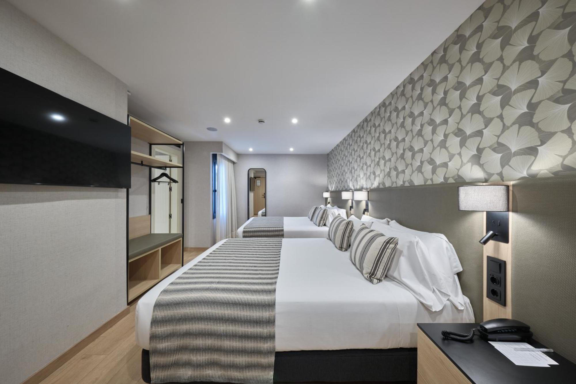 Hotel Catalonia Park Gueell