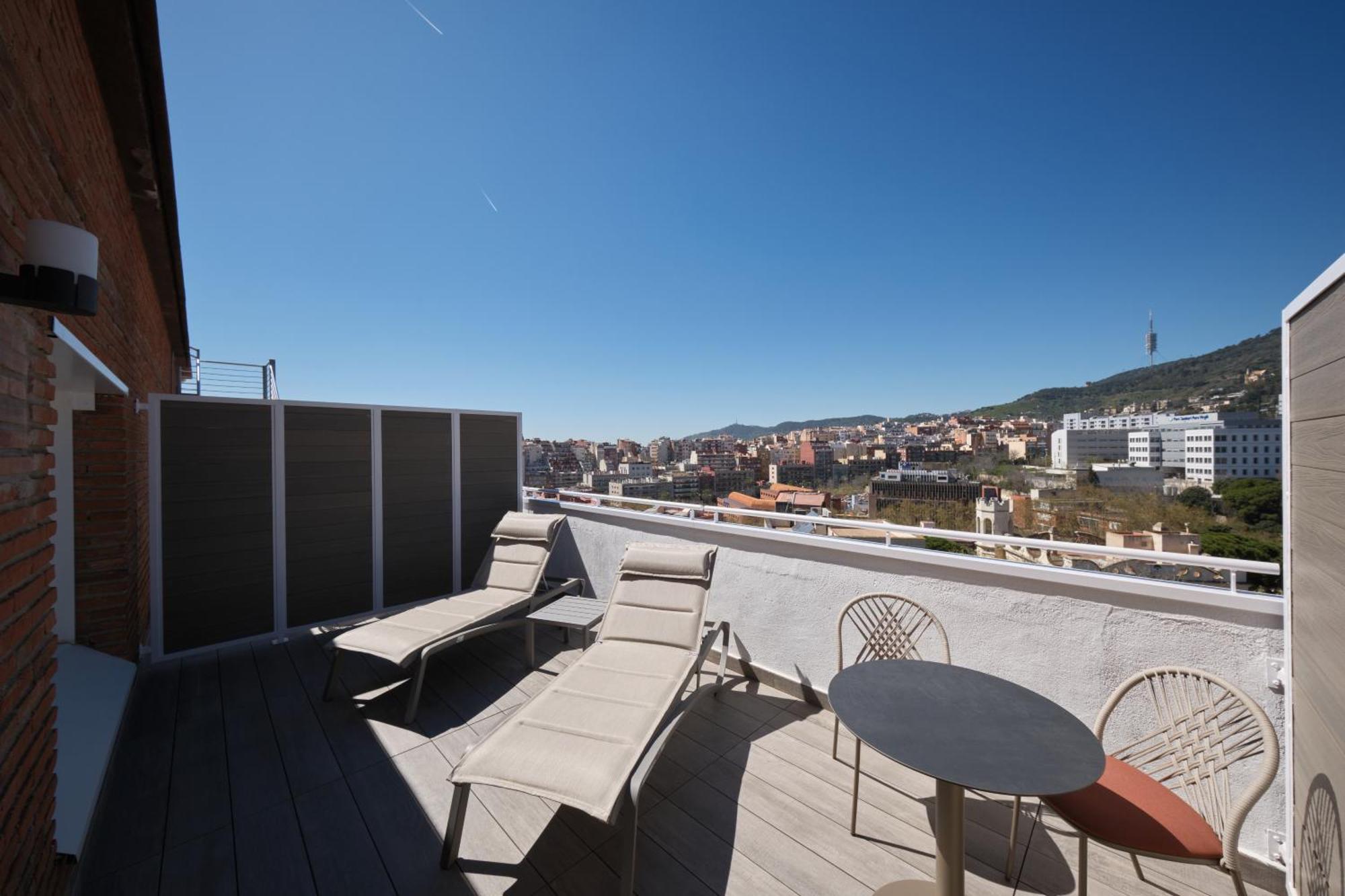 Hotel Catalonia Park Gueell