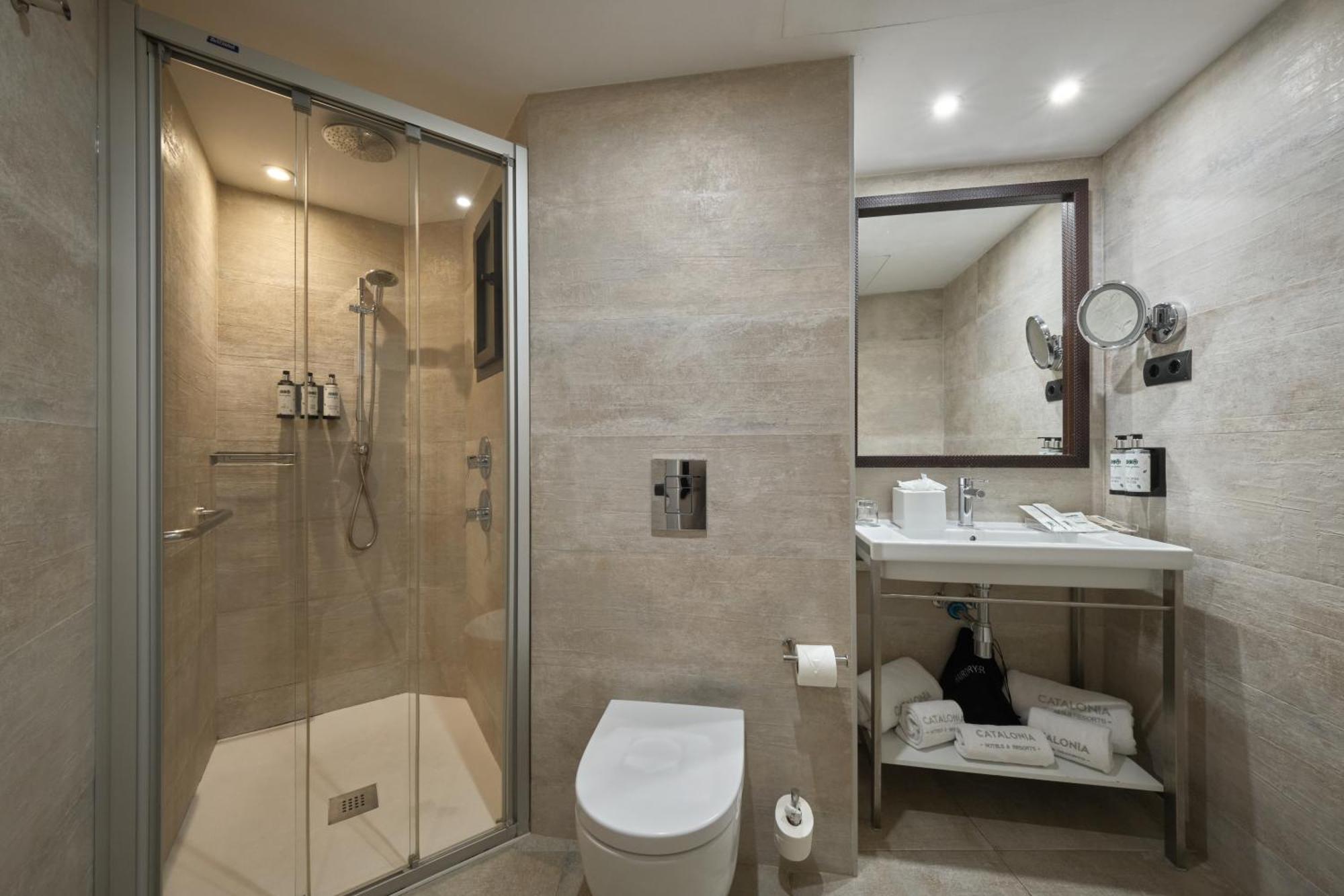 Hotel Catalonia Park Gueell