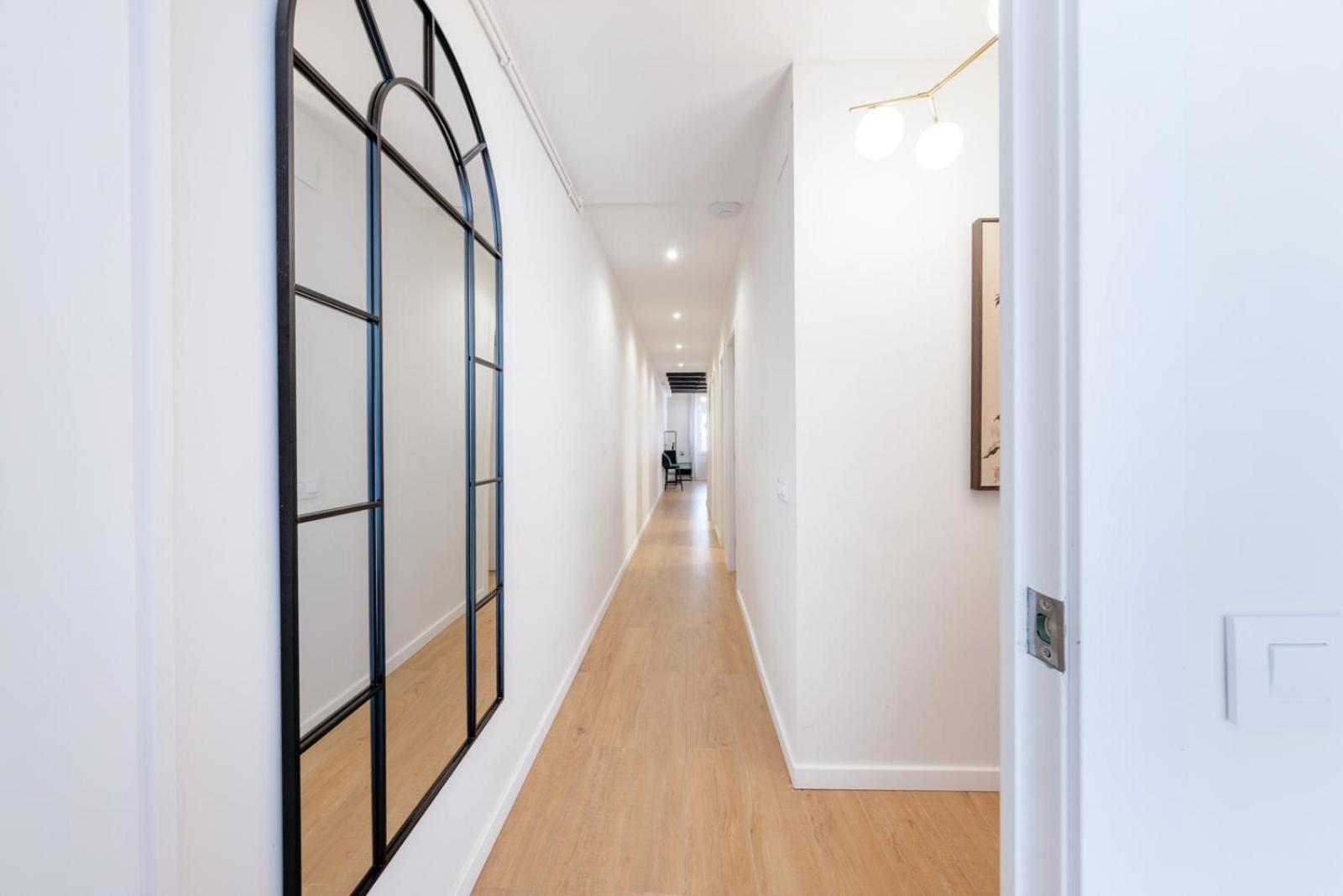 Apartamento Bebarceloner Eixample - 4 Bedrooms *