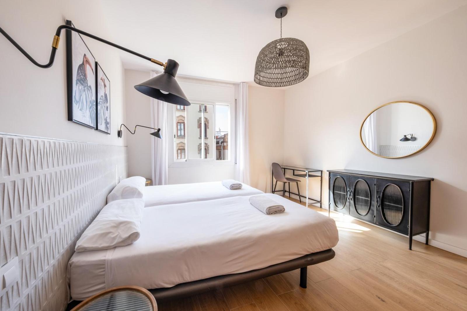 Apartamento Bebarceloner Eixample - 4 Bedrooms