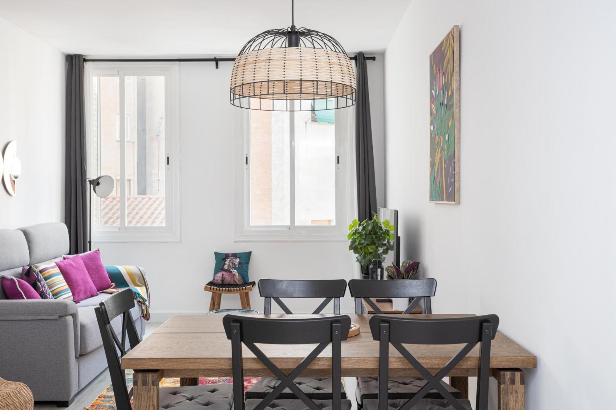 Bright & Stylish Flat In Trendy Grcia Apartment