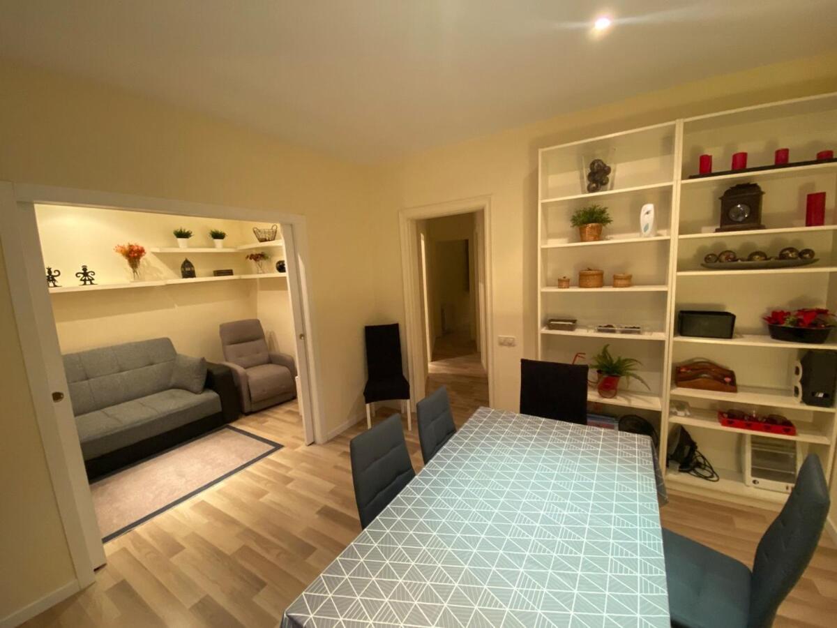 Apartment Centro Example Barcelona