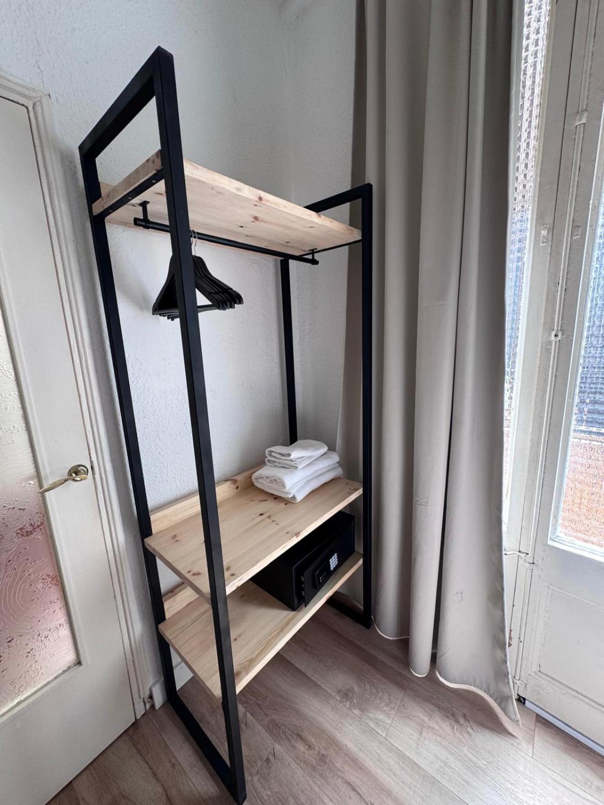 Calma House Guest house *