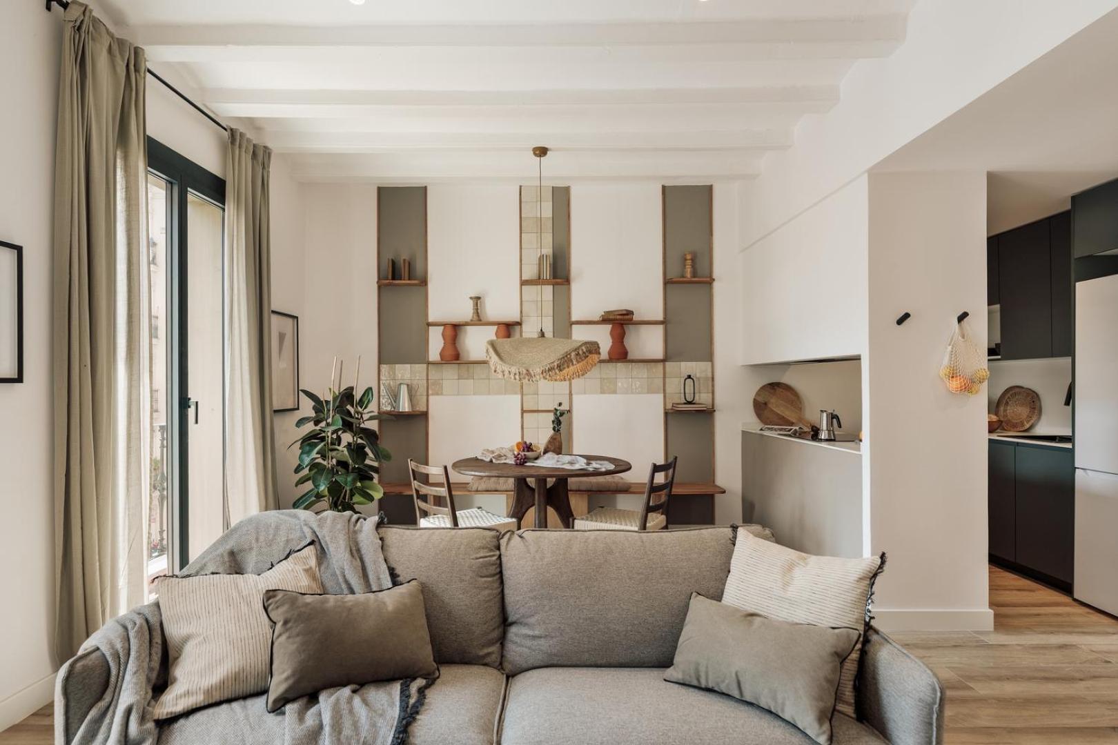 Orosi - 2 Bedrooms And Balcony In Poble Sec Apartment Barcelona