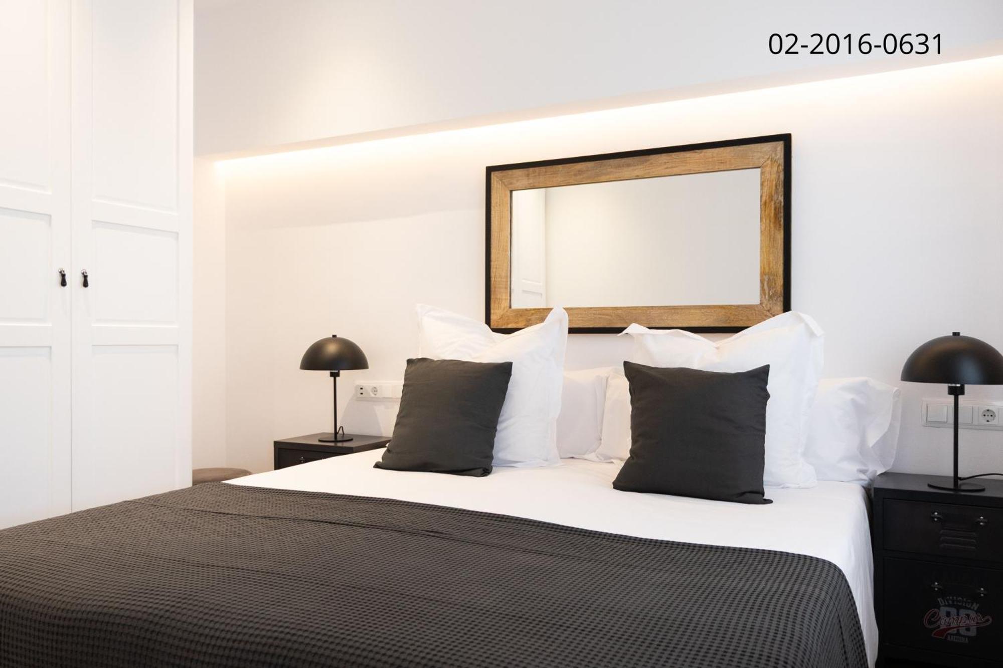 Ab Eixample Calabria Apartment