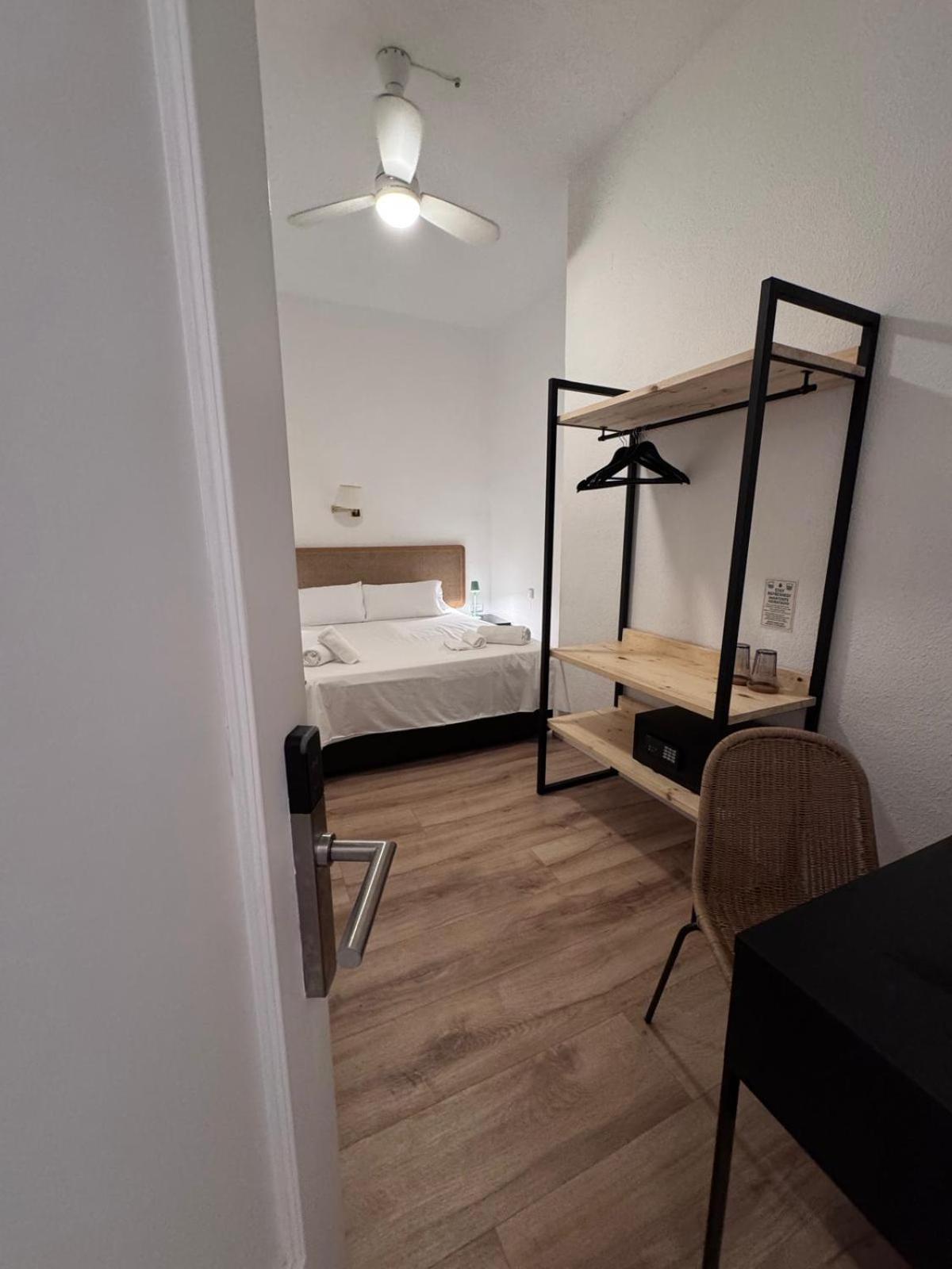 Guest house Calma House *