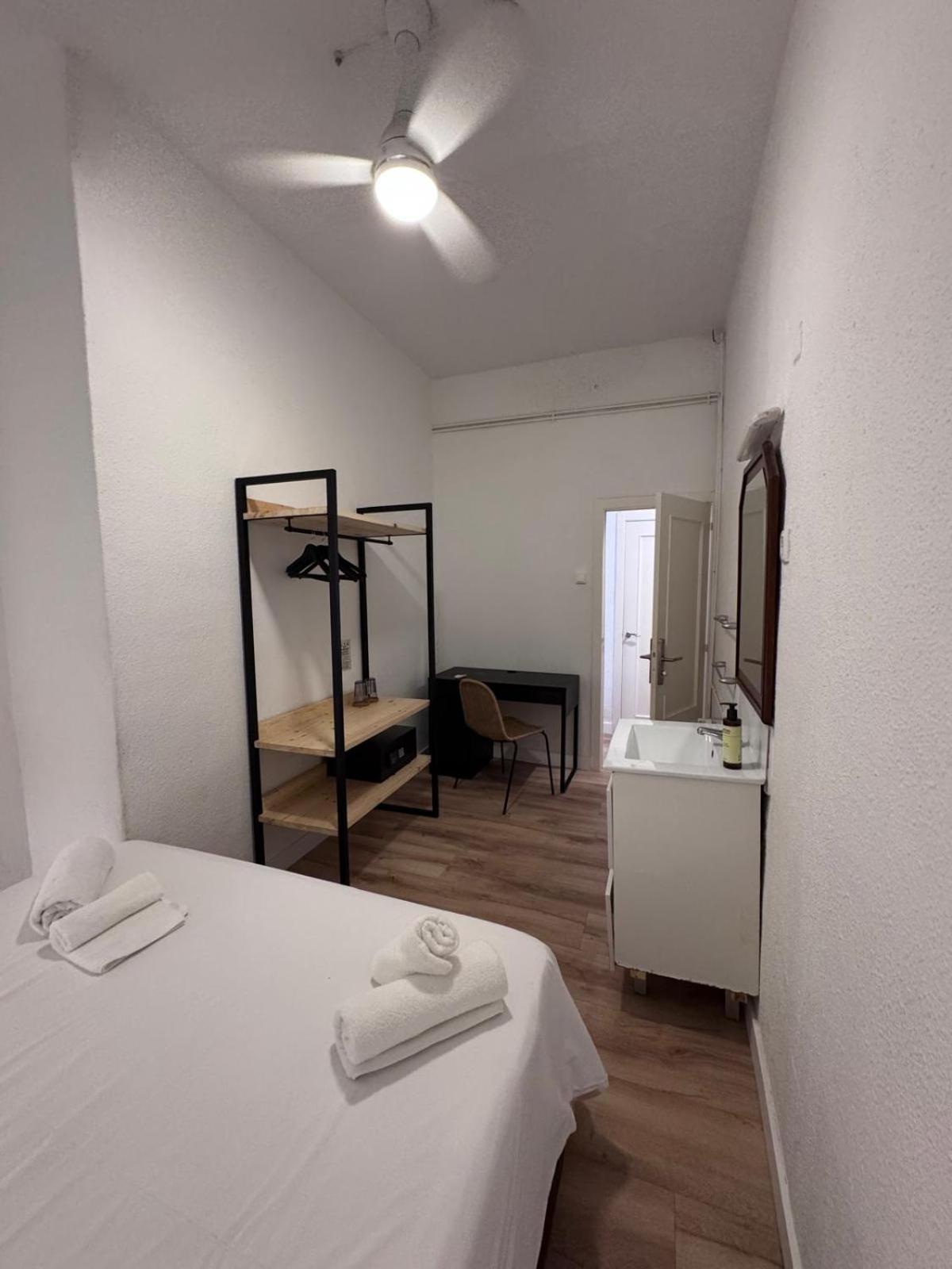 Calma House Guest house Barcelona