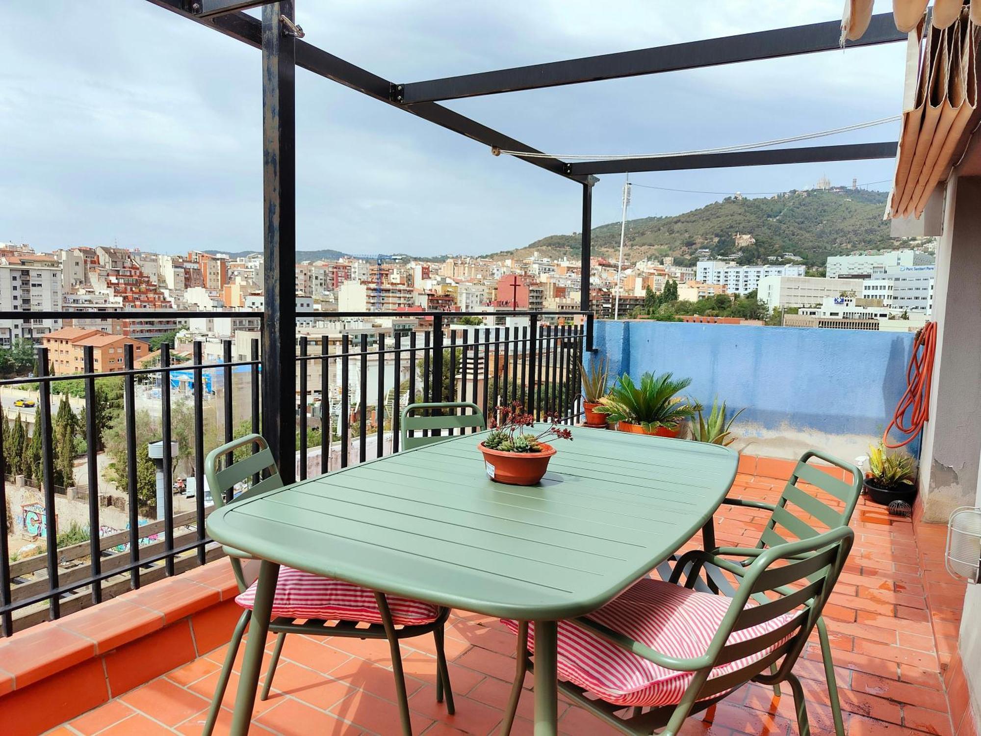 Amazing Views & Terrace! Gracia - Parc Gueell * Barcelona