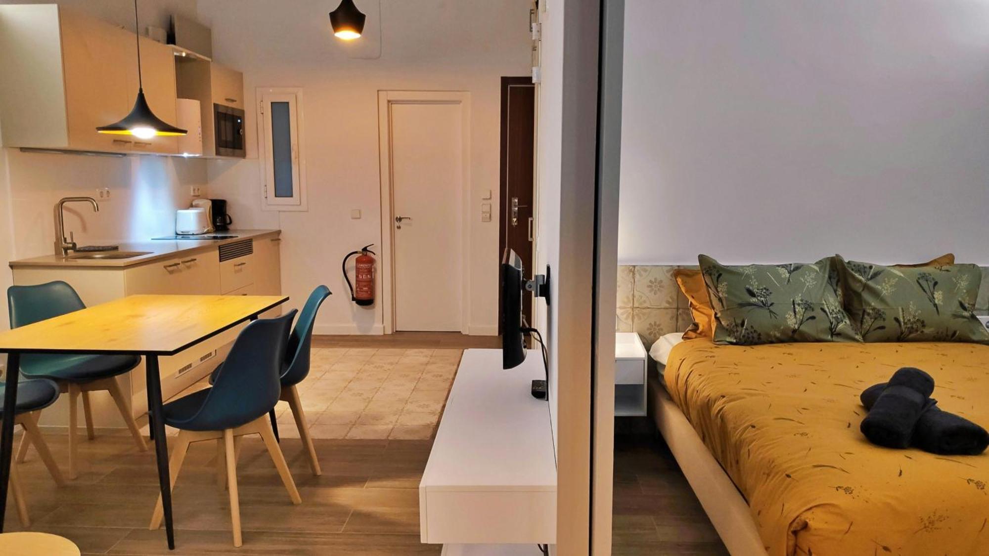 Sant Antoni 3 - Downtown Barcelona. Modern Barcelona