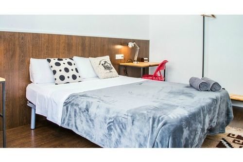 Sweet Bcn Traveller House Apartment