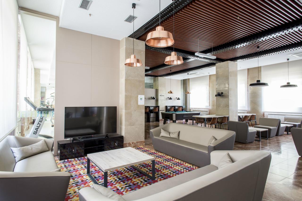 Residencia Universitaria Resa Diagonal Apartment *