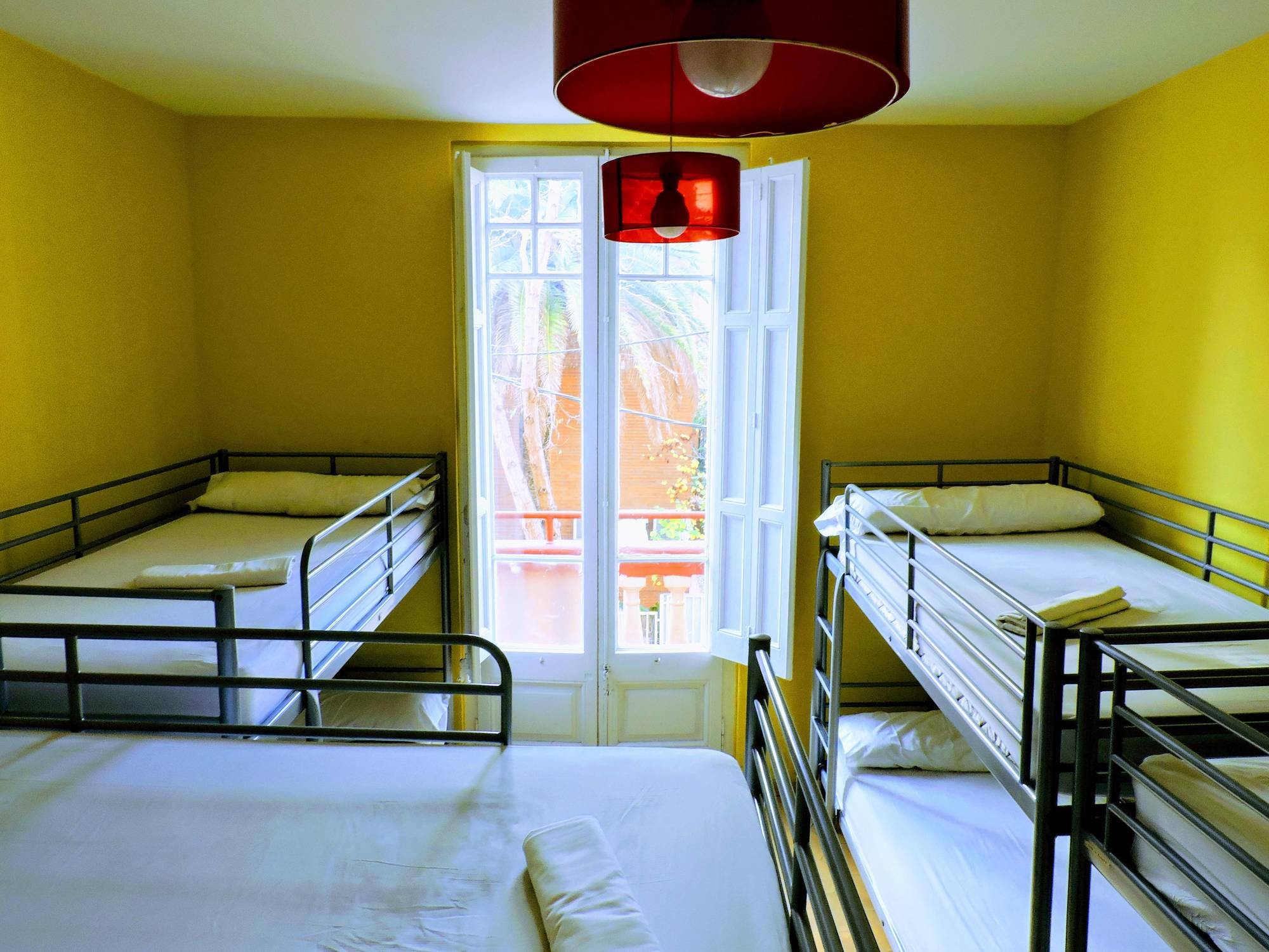 Garden House By Feetup Hostel