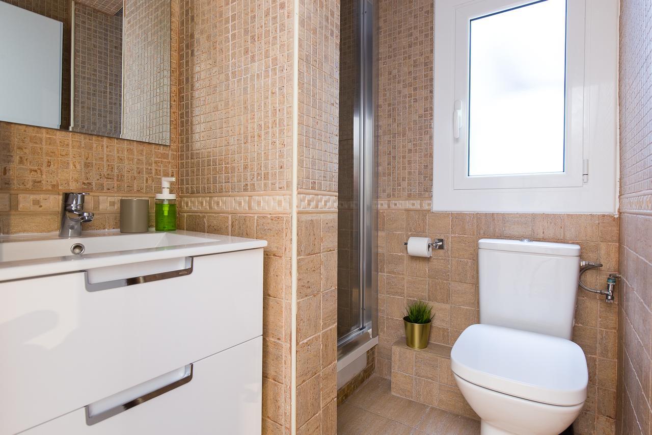 Lovely And Convenient Sagrada Familia Apartamento