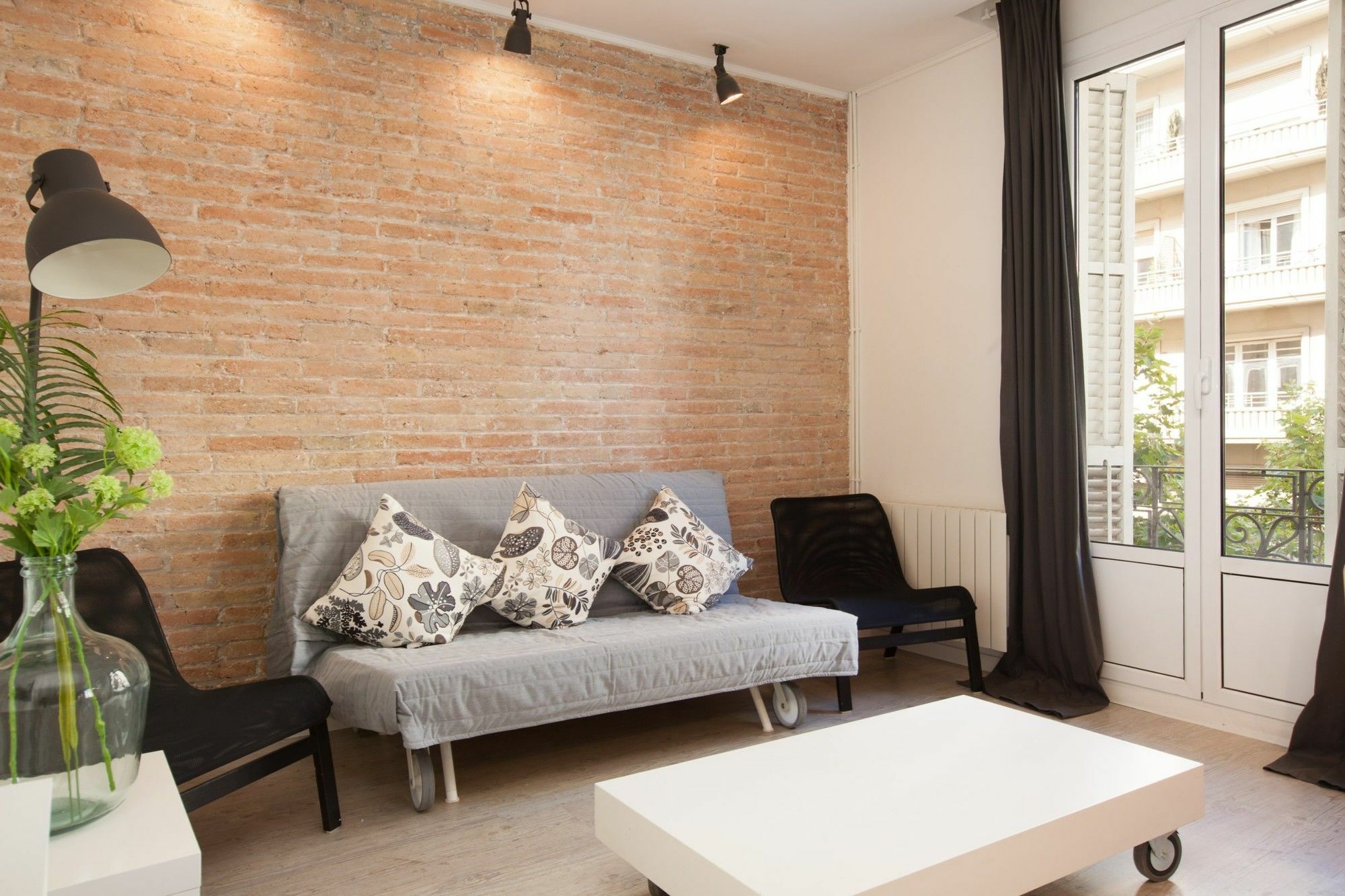 Rent Aparments Diagonal-aribau Apartment