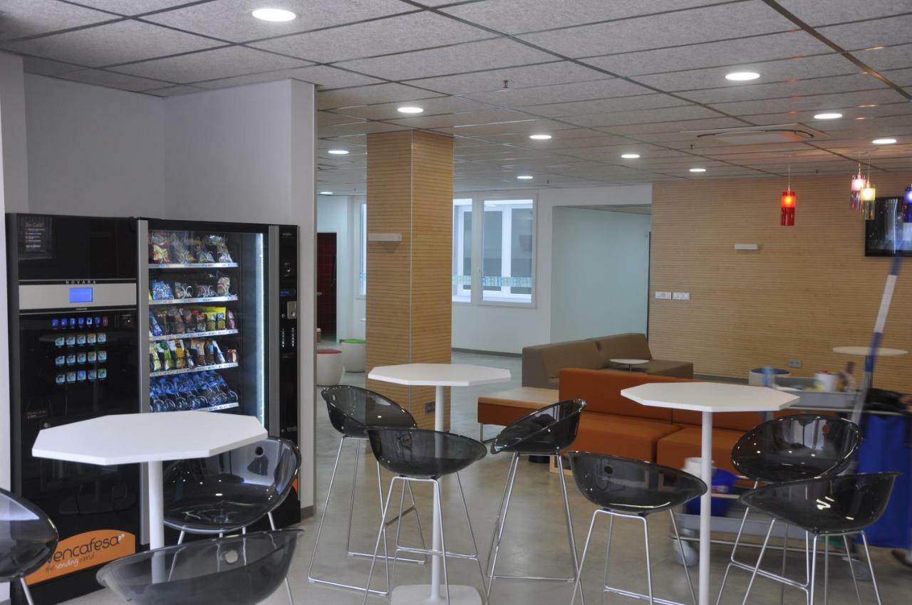 Apartment Residencia Universitaria La Salle *