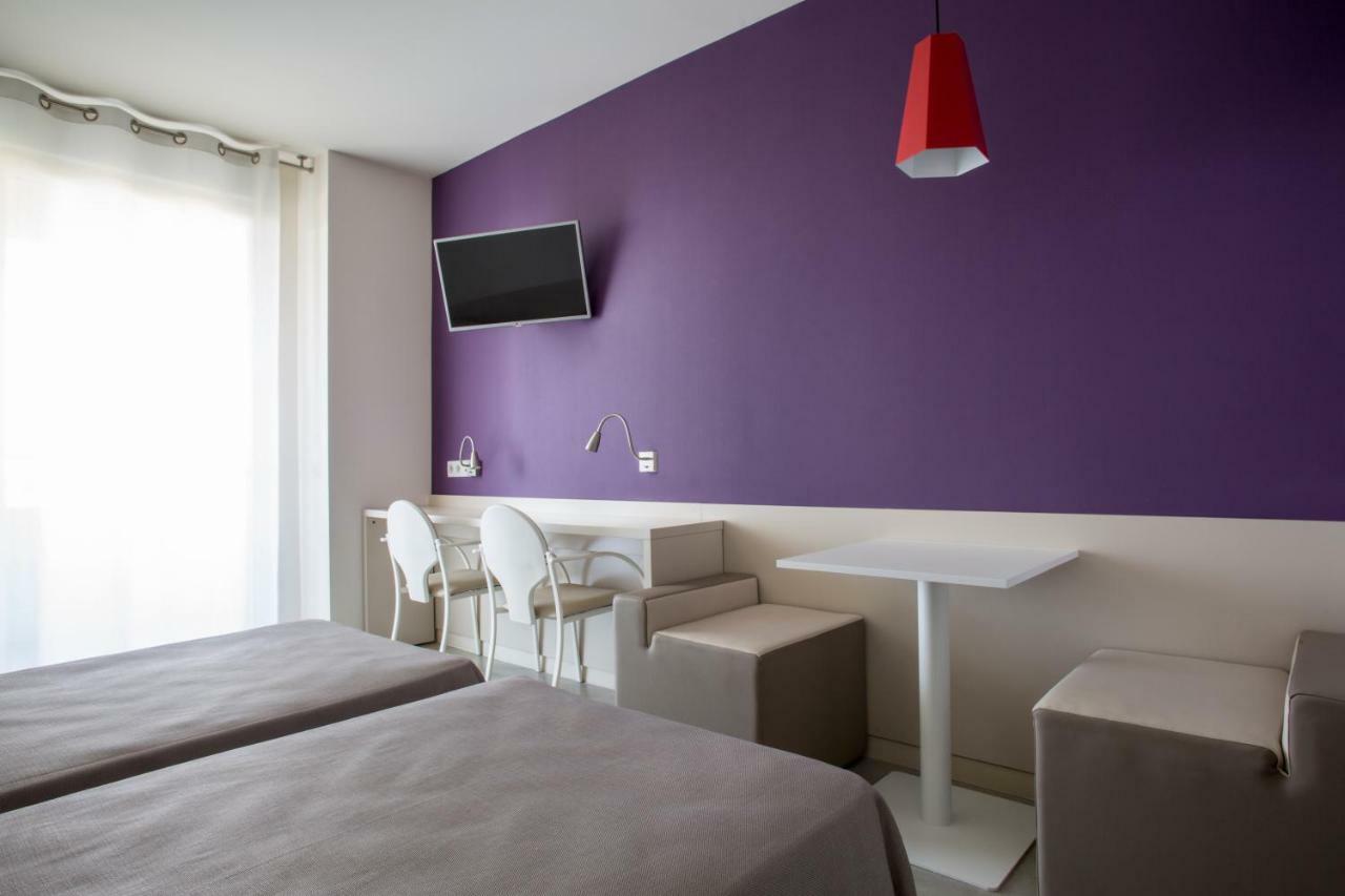 Residencia Universitaria La Salle Apartment