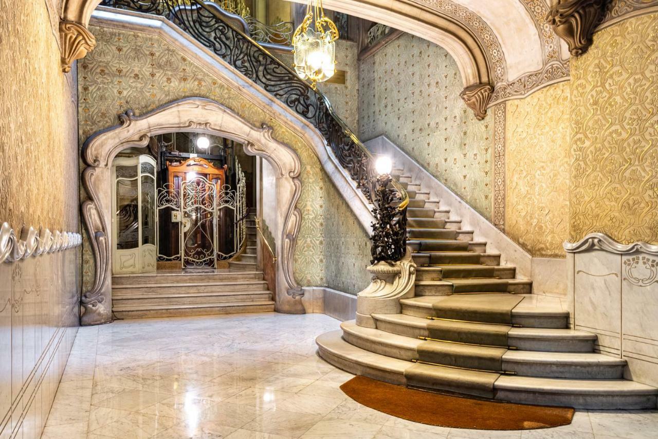 Luxury Penthouses 1 Apartment