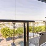 31 Nights Plus Luxury Aircon Beach Apartment Barcelona With Incredible Views