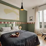 Kuleli - 2 Bedrooms And Office In Eixample Dreta