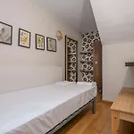 Bright And Modern Duplex With Terrace In Eixample District P2