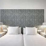 Art House Fira Apartments