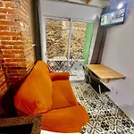 B4 Estudio Nuevo! Cocina Y Bano Privado! A 1 Calle Del Metro