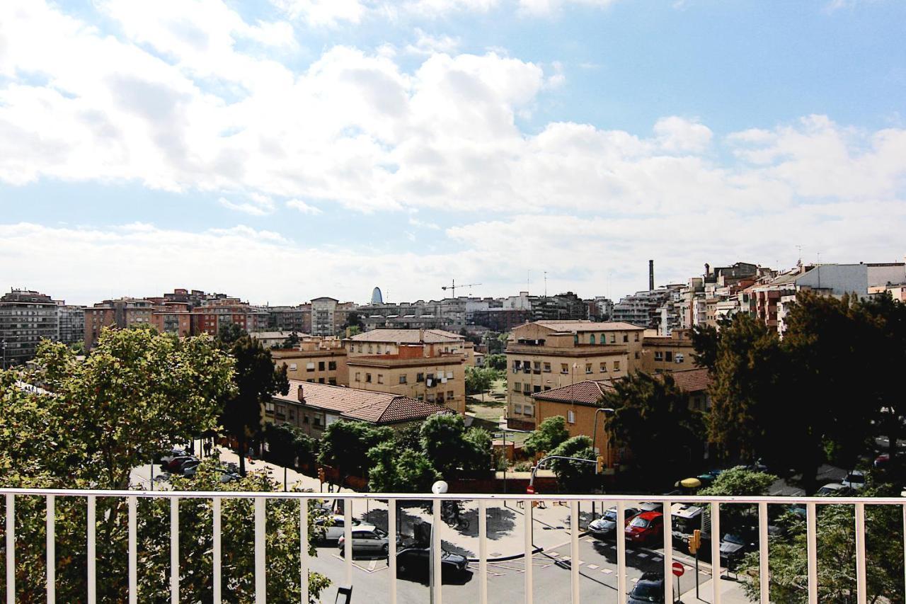Felip Ii - Spacious And Quiet & One With Private Terrace Apartment Barcelona