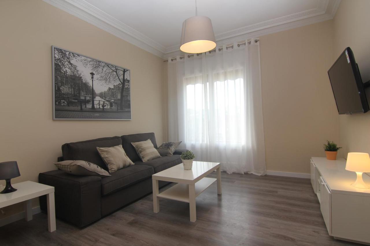 Felip Ii - Spacious And Quiet & One With Private Terrace