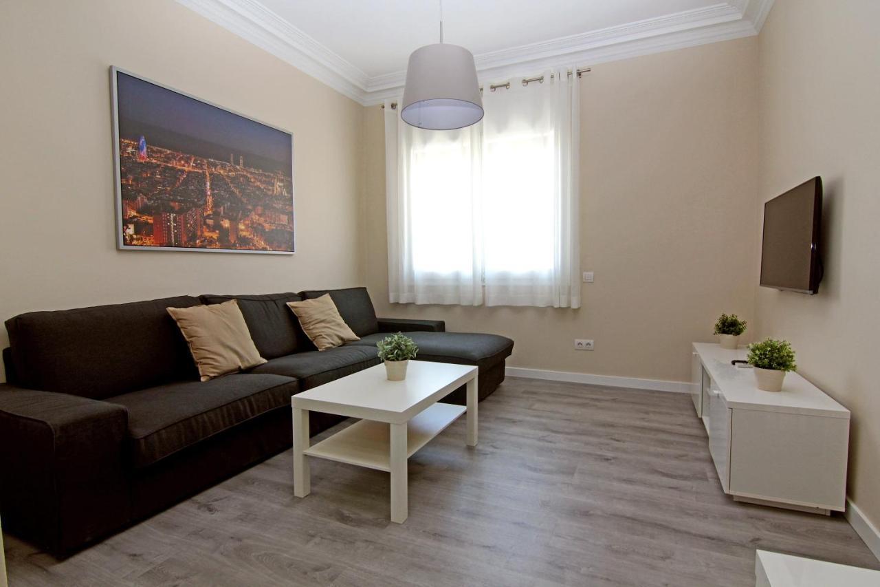 Felip Ii - Spacious And Quiet & One With Private Terrace Apartment Barcelona