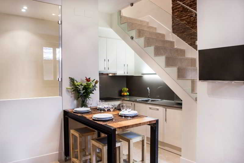 We Town House With Terrace Appartement