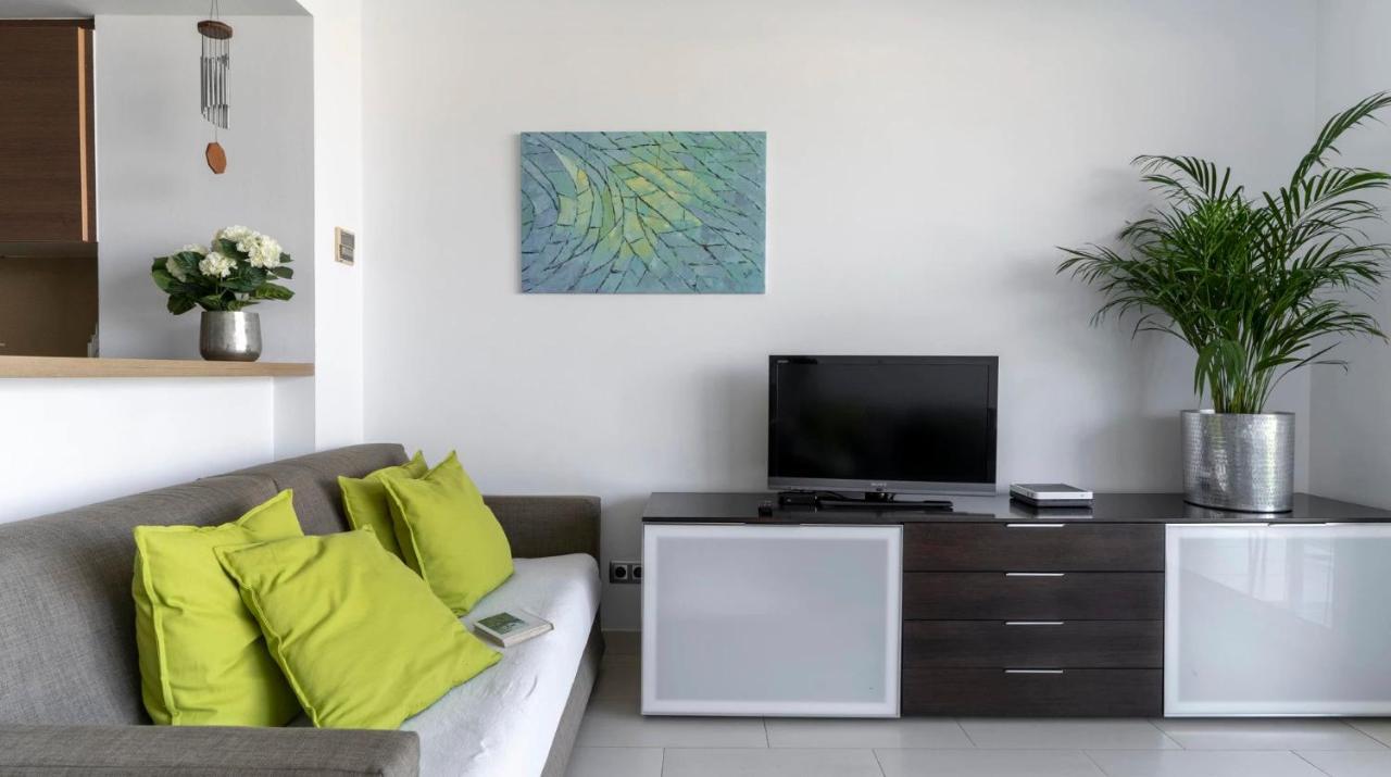 31 Nights Luxury Aircon With Incredible Views Apartment Barcelona