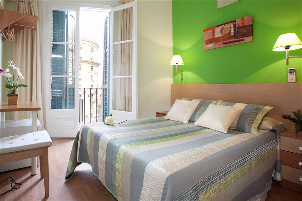 Hostel Felipe Ii *