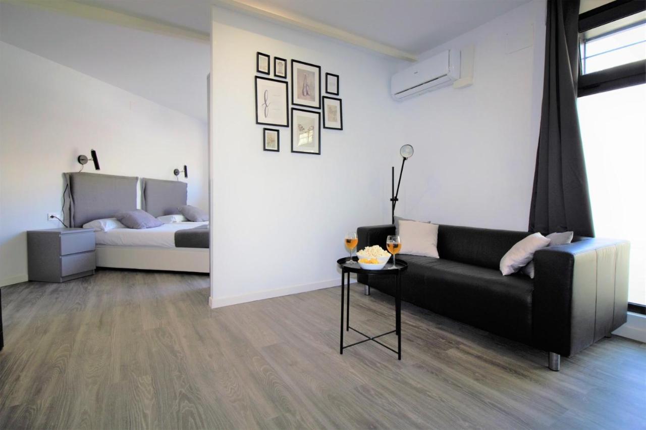 Apartment Llacuna Modern Loft Close To The