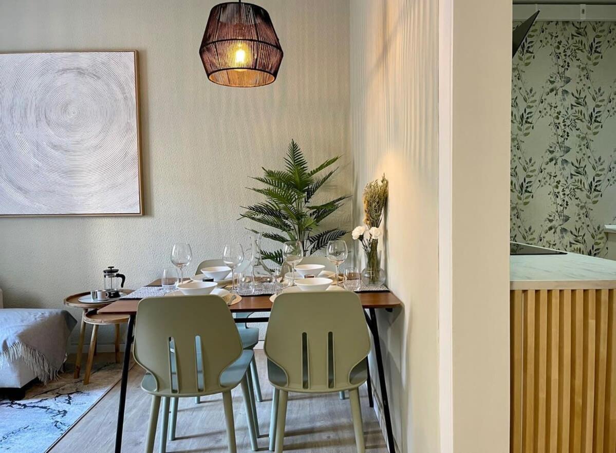 Poble Sec - Modern & Comfy 3 Bedrooms * Barcelona