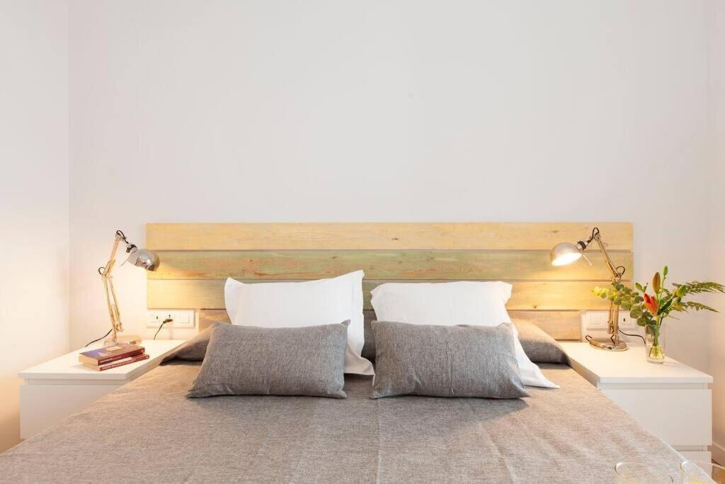 Paseo De Gracia Spacious 4bd - 4bth * Barcelona