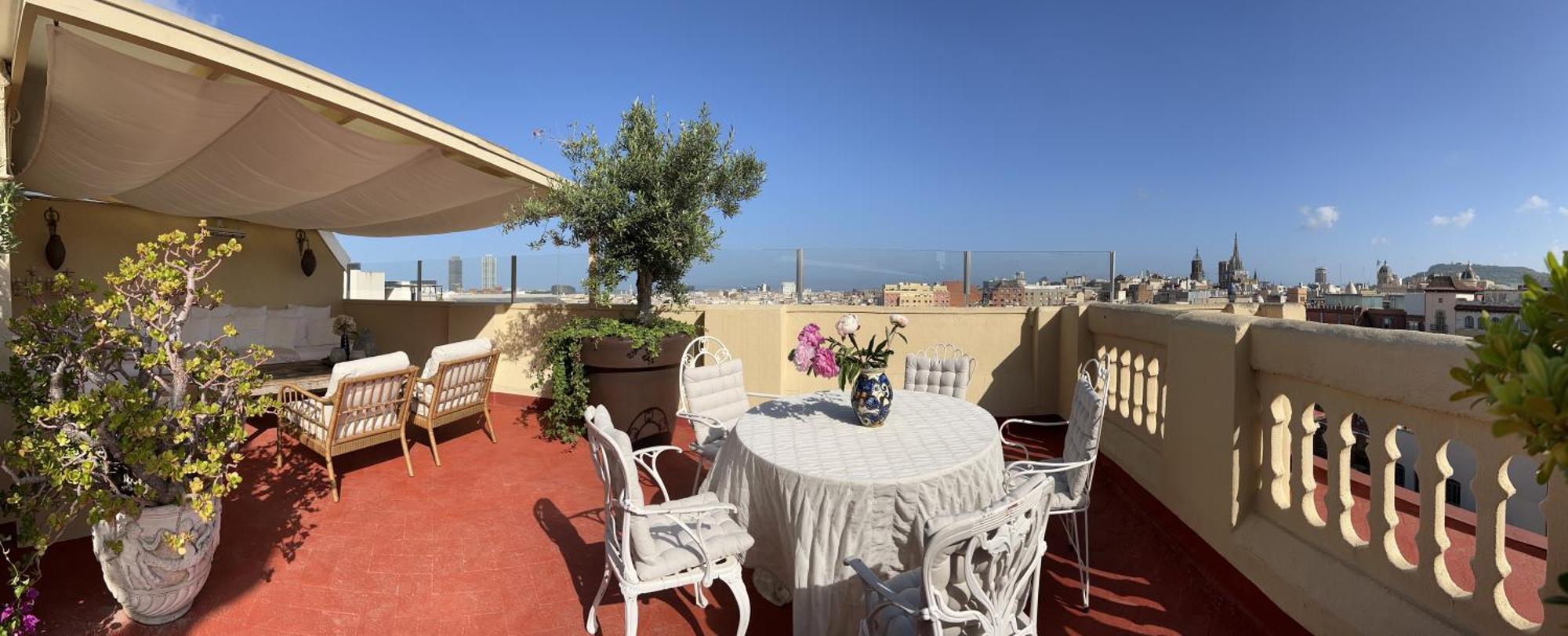 Apartment Sunny Penthouse With Sea View