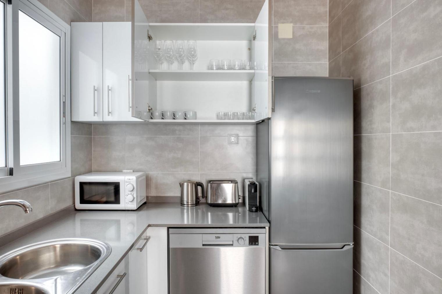 Renovated Les Tres Torres 3br Bcn-94 Apartamento *