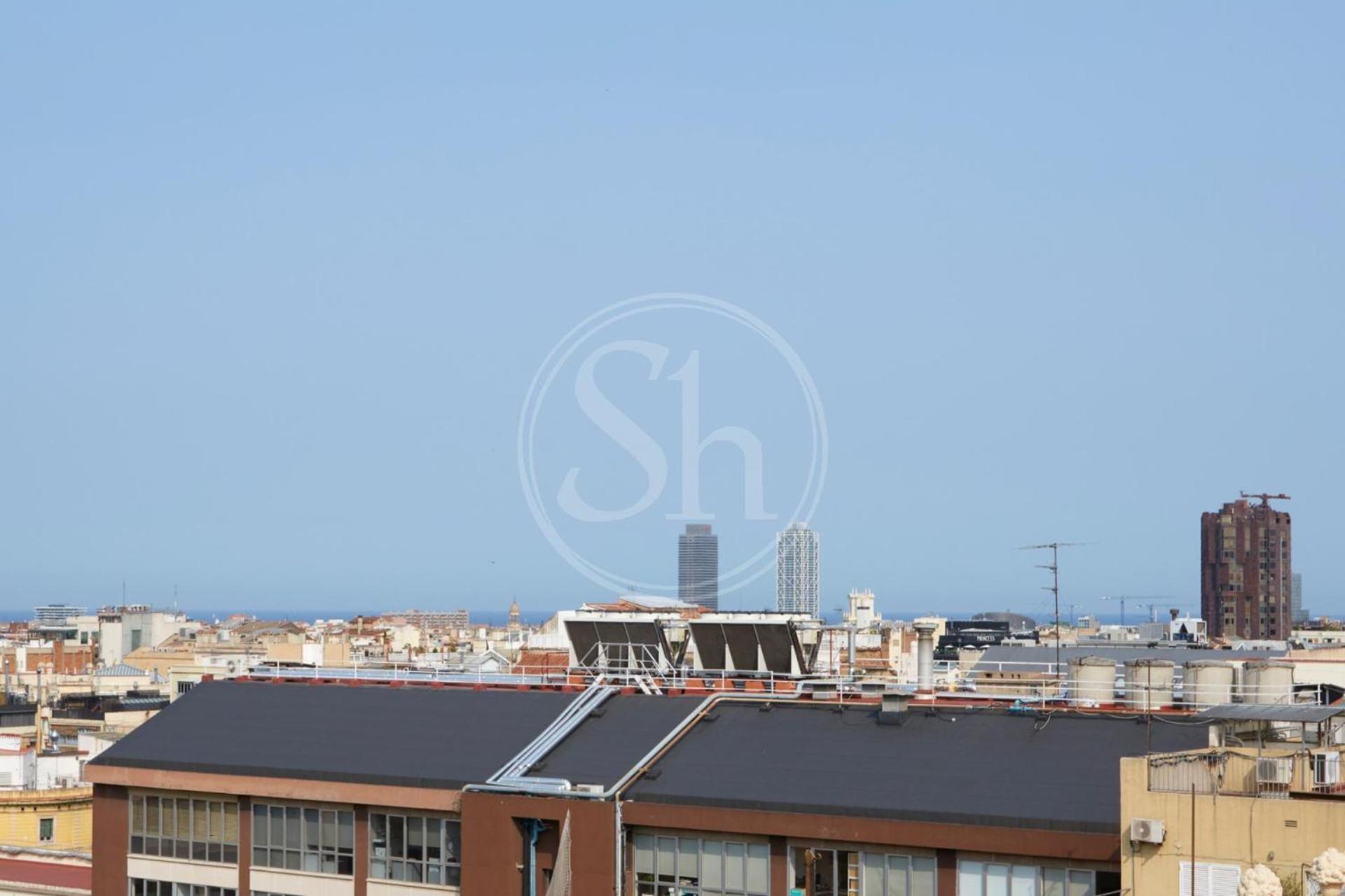Practico Estudio En Paseo De Gracia Apartamento *