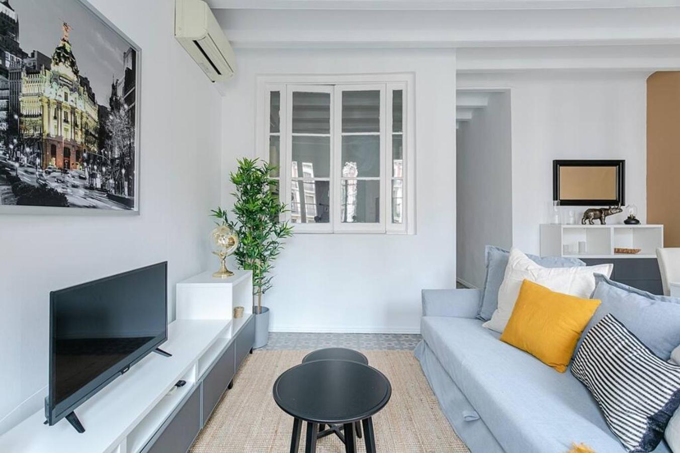 Exquisite&historic Flat With Rooftop * Barcelona