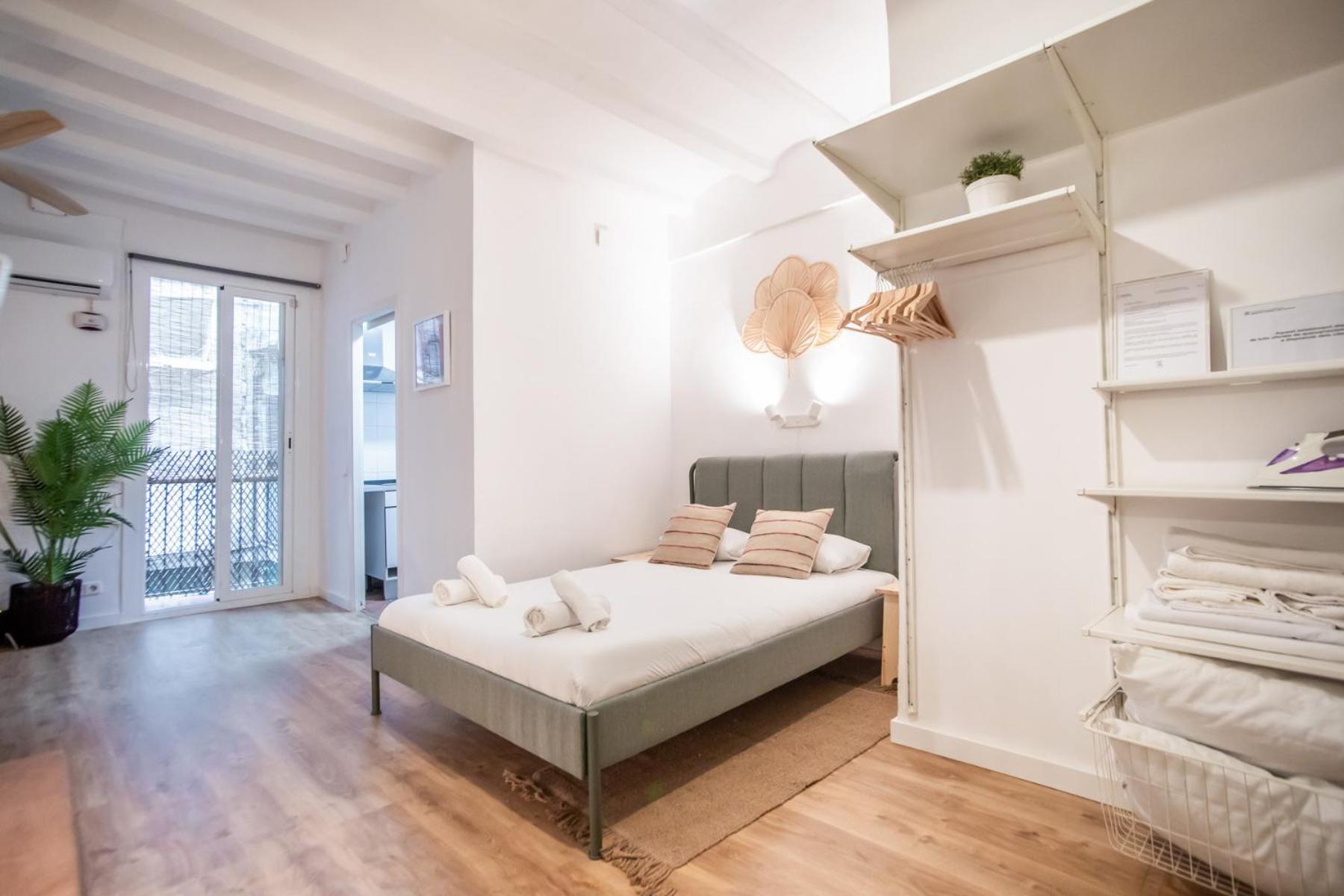 44poc1062 - Newly Decorated In Poble Sec Appartement Barcelona